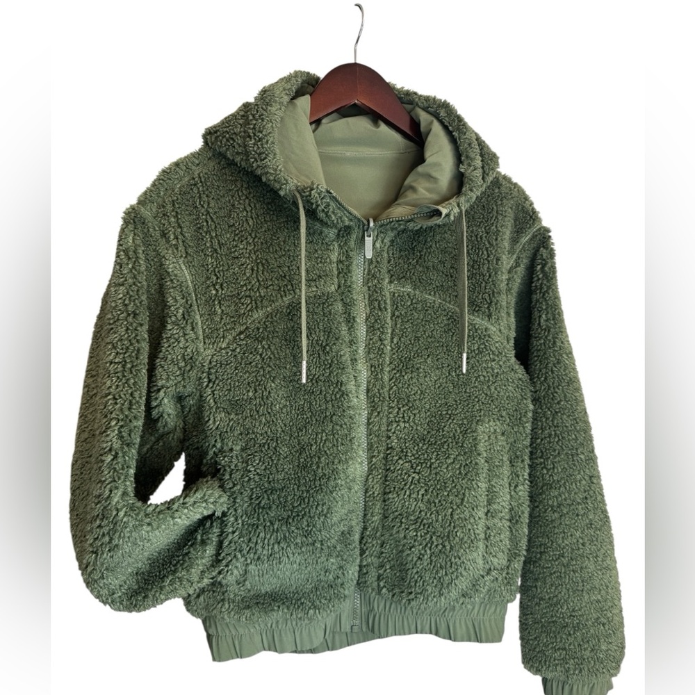Lululemon Athletica Cozy Olive Green Sherpa Zip-Up Reversible Hoodie MINT 🌱